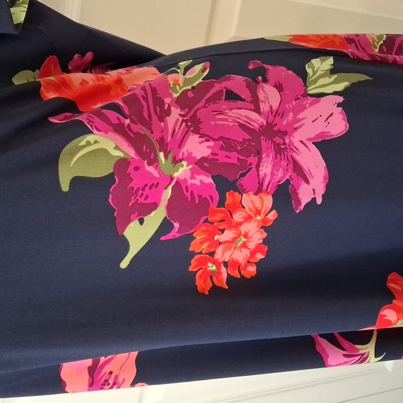 Floral Print Navy Midi Dress - Picture 3 of 6